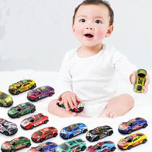 50個の金属製の車と2つのモンスタートラックが金属製のダイキャストカーのおもちゃを設定します趣味モデルグリーンボックスコンテナ付きの車のモデル