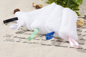 Maille ondulée B10 Polyester <span class=keywords><strong>Net</strong></span> PE <span class=keywords><strong>Net</strong></span> pour lavage du visage Nettoyage du visage Moussé Filets en plastique moussants - Product Image 5