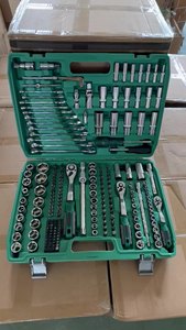 61 pcs套筒扳手套装工具手动工具专业组合套筒棘轮扳手套装汽车工具箱套装机械扳手 - Product Image 2