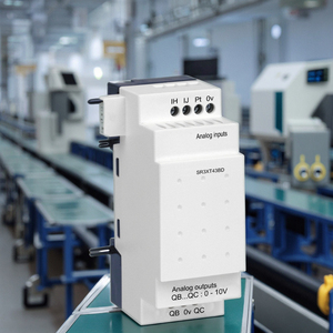 Analog <strong>Input</strong> and <strong>Output</strong> (IO) Expansion Module Model SR3XT43BD SR3B261BD SRXT141BD SR3XT61JD