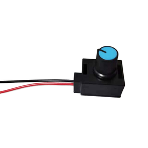Bajo voltaje 0-10V DC Mini Manual LED Knob Dimmer con interruptor de control giratorio PWM Controlador de luz de atenuación - Product Image 1