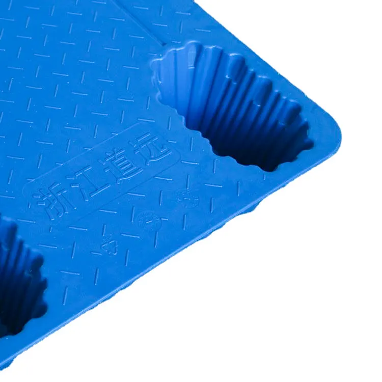 Paleta de plástico HDPE de moldeado por soplado, producto de exportación de 9 patas de una sola cara, estándar