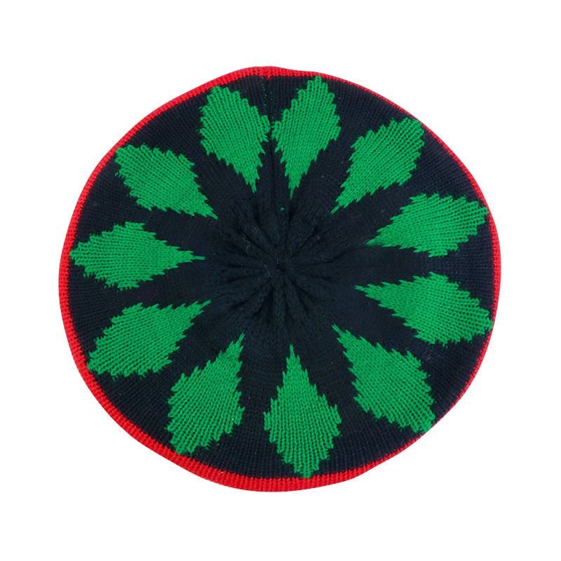 Black+green leaf