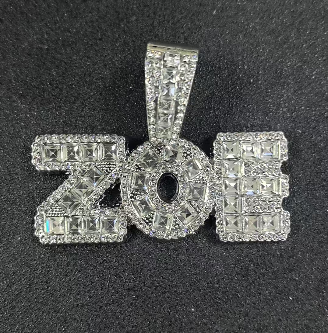 Silver single pendant
