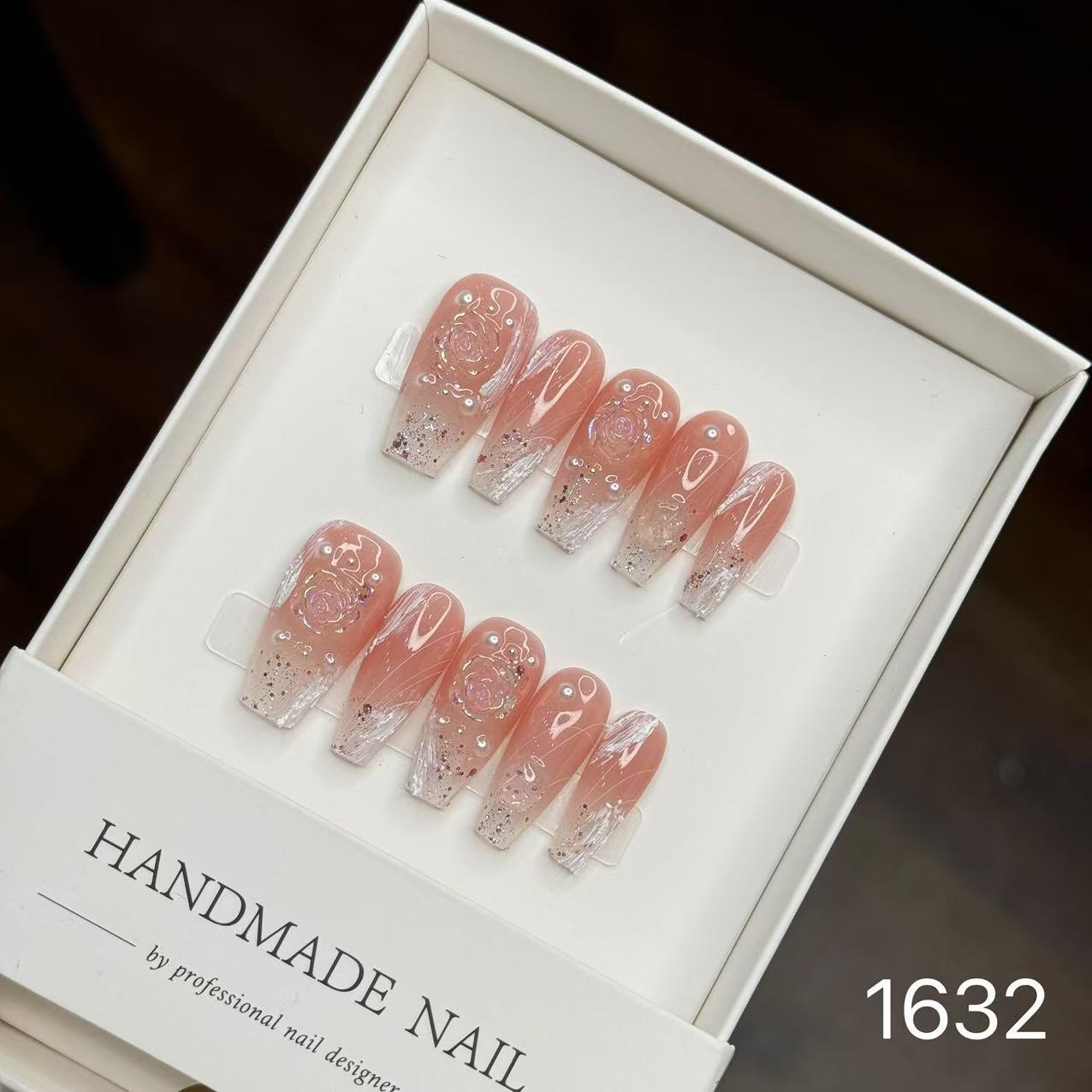 1632