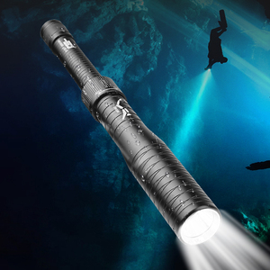 Đèn LED 400 Lumen T6 Có Thể Sạc Lại Dưới Nước Đai An Toàn Búa Chiến Thuật Đèn Pin Lặn Ánh Sáng Mạnh Cho Trường Hợp Khẩn Cấp - Product Image 1
