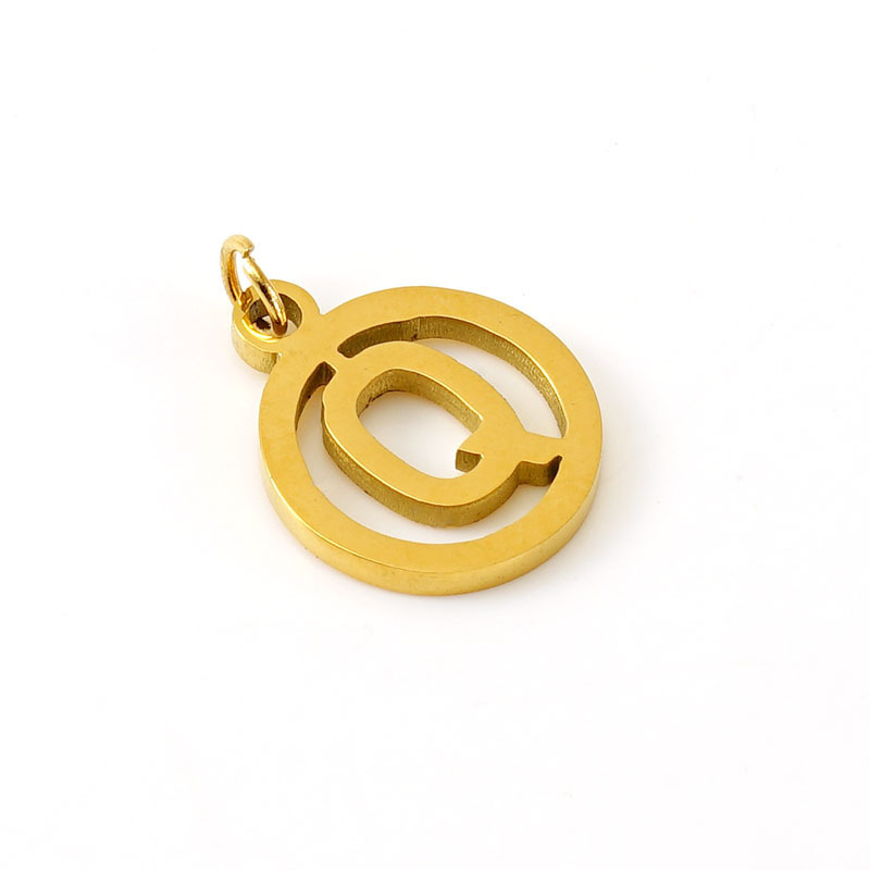 Pendentif simple Q