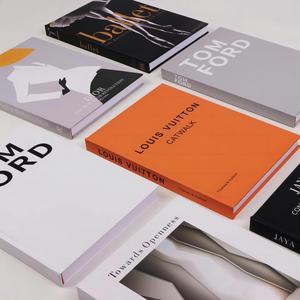 Sert kabuk İngilizce simülasyon kitaplar Model odası büyük dergi çalışma odası sayfa dönüm dekoratif sahte kitaplar - Product Image 2