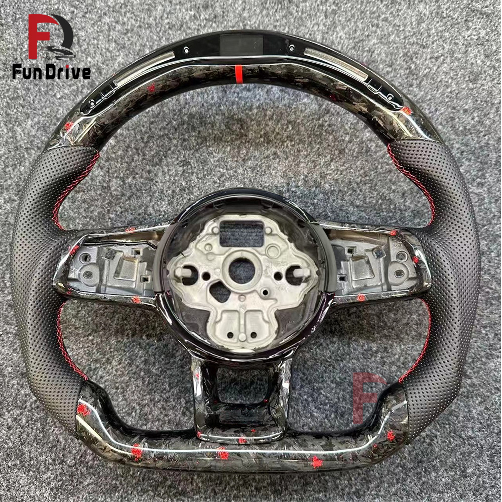Fibre de carbone forgée rouge ; LED