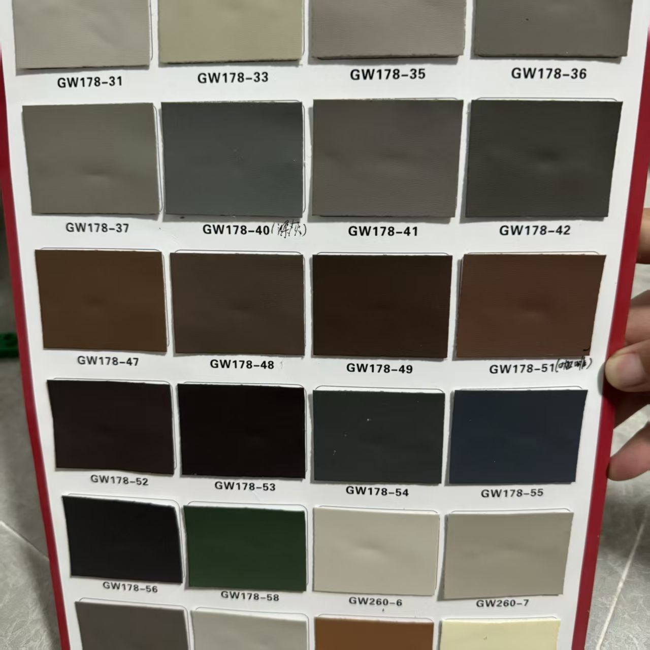Options de couleur disponibles (Remarque)