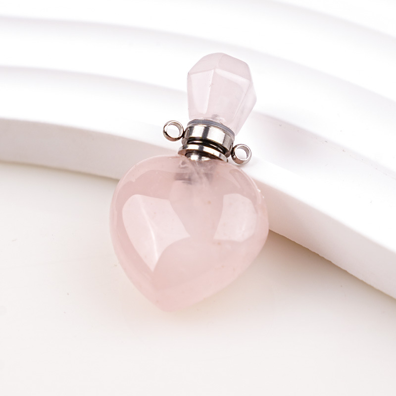 Flacon de parfum d'amour en cristal rose