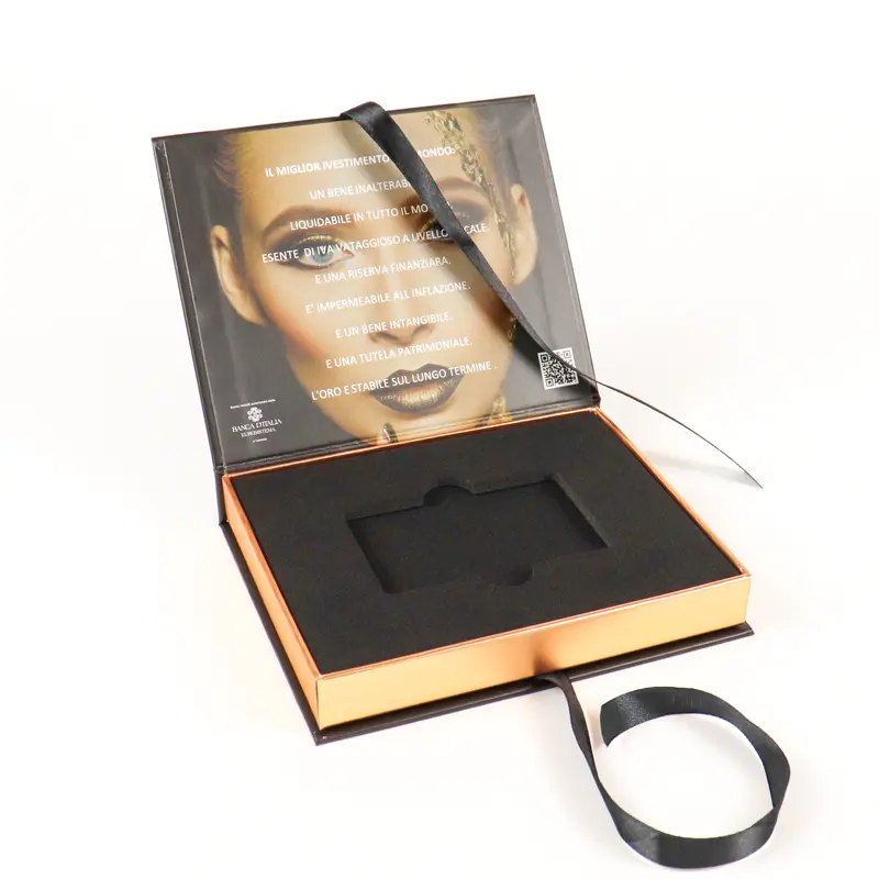 Emballage de luxe personnalisé en forme de livre en feuille d'or boîte cadeau en papier de taille carte de crédit VIP avec insert en eva de ruban à nœud