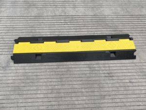 Chixin 2 kanal kauçuk kablo koruyucu - Product Image 3