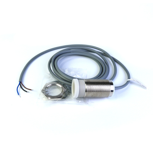 Sensor de interruptor reflectante con detección de flujo de proximidad MICM30F40 para uso en interiores y exteriores - Product Image 6