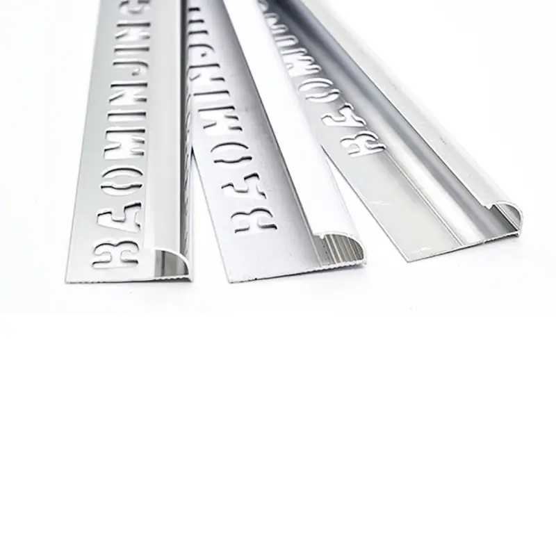 Bandes décoratives en métal de profil d'alliage d'aluminium d'usine pour le coin de tuiles