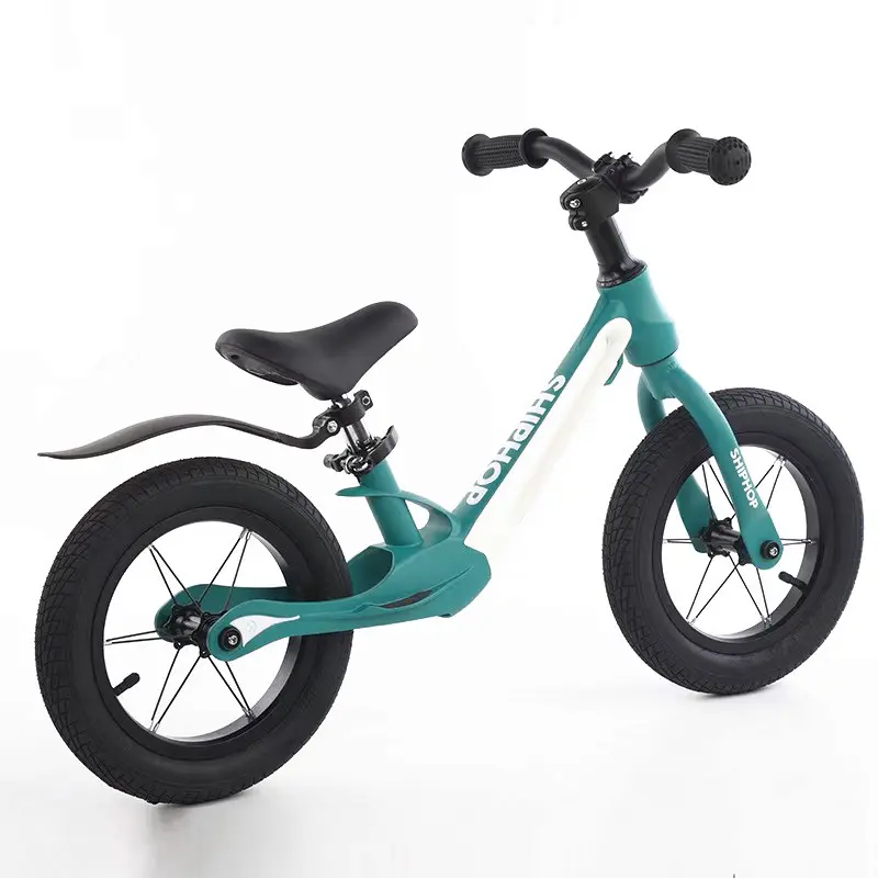 Di vendita caldo in lega di Magnesio bambini slode scooter 12 ''a piedi di formazione 2 ruota del bambino bilanciamento della moto