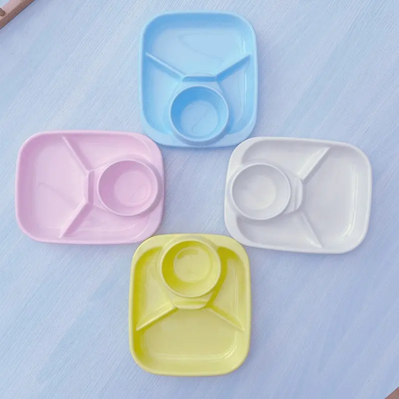 Dishwasher BPA Free Divided Baby Plates 4 Colors Rectangle Plastic Kids Plates for Toddlers