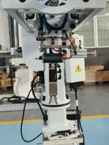 Sistema de automatización de servomotor RX650, brazo oscilante, brazo de Robot colaborativo para máquina de moldeo por inyección - Product Image 4