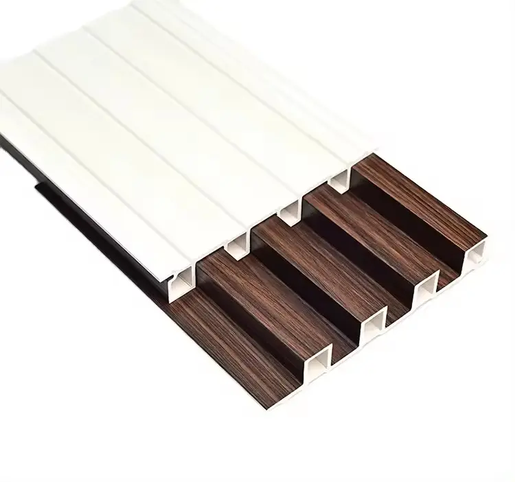 फैक्टरी प्रत्यक्ष बिक्री इनडोर लकड़ी प्लास्टिक दीवार पैनल अग्निरोधी स्लेटेड उच्च गुणवत्ता