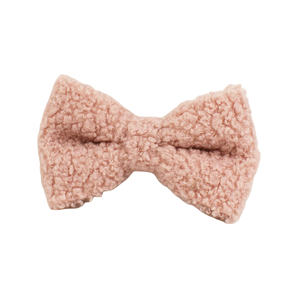 Silver-bowtie