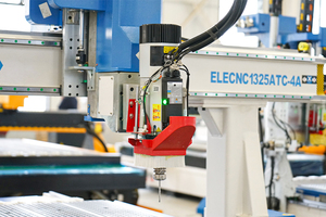 China CNC Router Machine 4X8 ATC CNC 1325 1530 4 Axis 3D Cnc Máquina de talla de madera Precio con husillo giratorio - Product Image 2