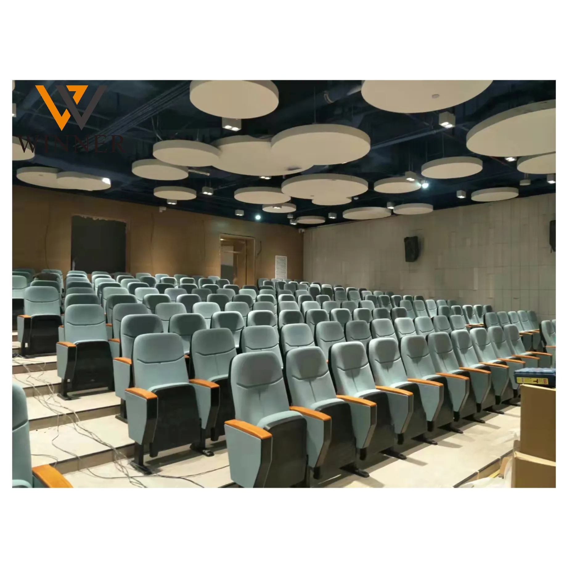 Prix de gros usine sièges de théâtre auditorium chaise d'église sièges chaises en plastique avec bloc-notes de Table