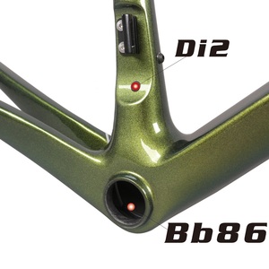 Hill Climbing Rim Brake Road Bike Frame FM609 Custom Chameleon 1003 Paint EPS Technology cavi esterni