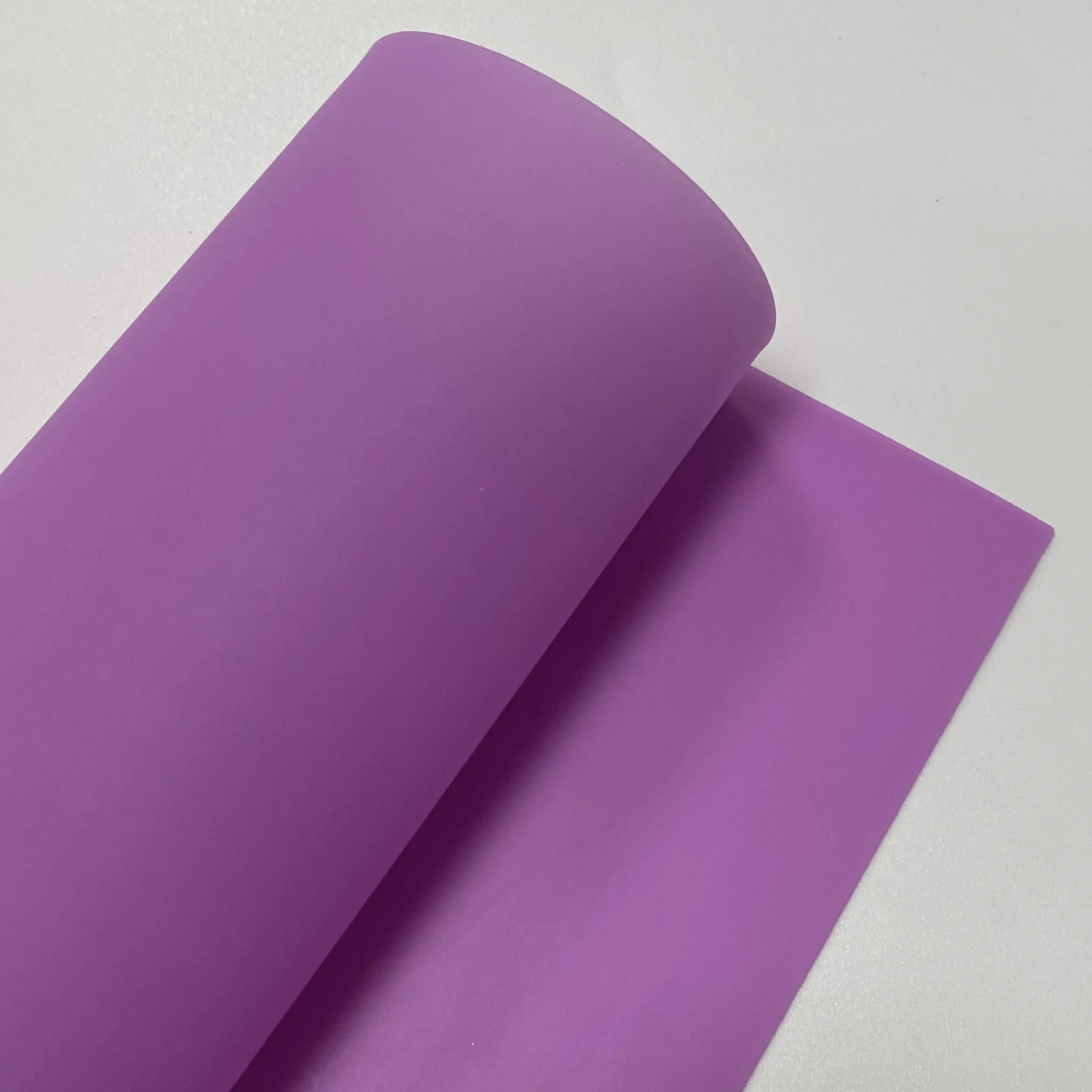 Produk baru 2024 film plastik akrilik PVC jeli berbentuk tebal untuk dekorasi, film PVC plastik akrilik PVC warna-warni