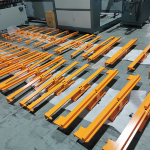 Colocación completamente automática de alta eficiencia para ensamblaje, apilamiento, manejo y transporte máquina de fabricación de palés europeos - Product Image 6