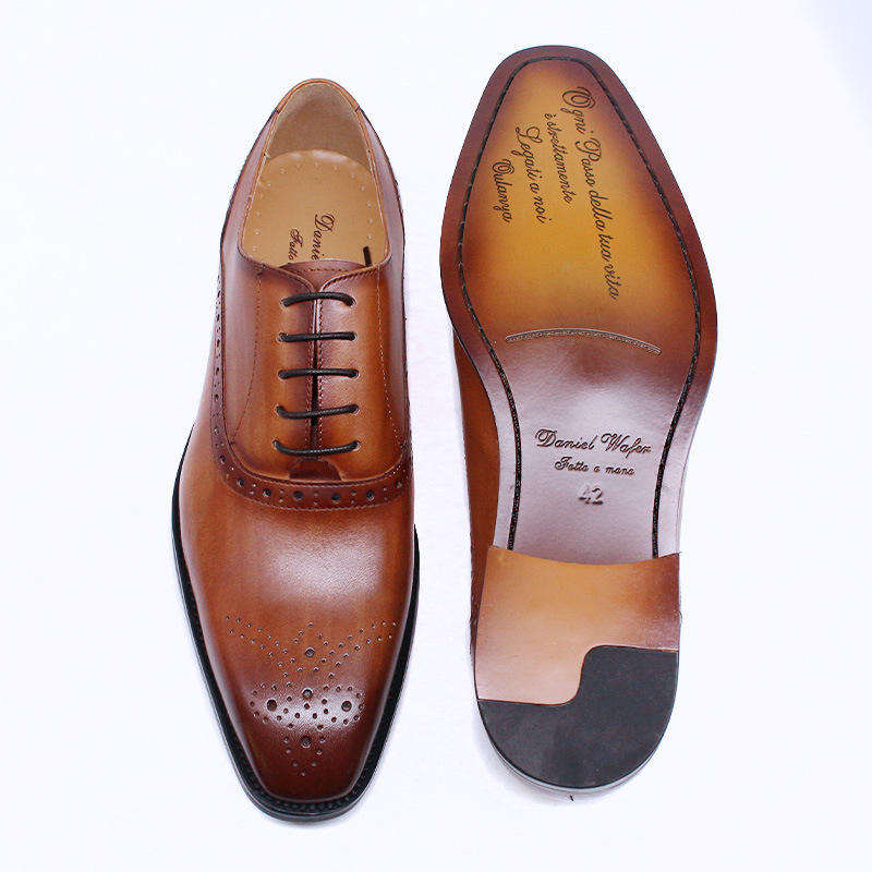 สีน้ำตาล