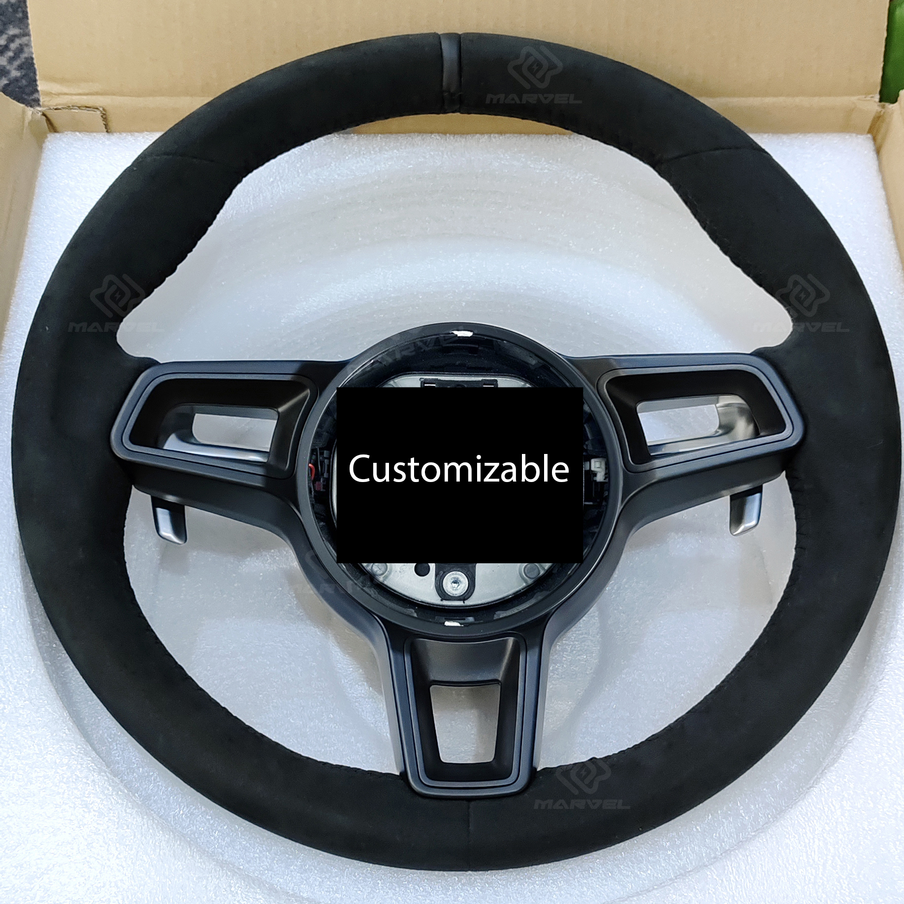 Alcantara steering wheel + black Recycling Mark