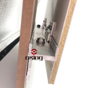 Pannelli murali con impiallacciatura di legno diretta in fabbrica, componenti di livellamento a forma di U in lega di alluminio e sistema a sospensione a secco - Product Image 2