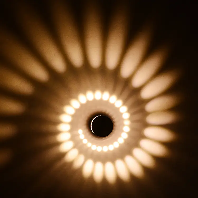 Prezzo di fabbrica foro a spirale luce interna LED incorporato rgb in alluminio decorazione creativa locorful lampada da parete per bagno camera da letto casa