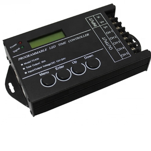 Regolatore di tempo a LED programmabile a 5 canali TC420 con 4 canali di uscita 8A corrente 1 canale di uscita