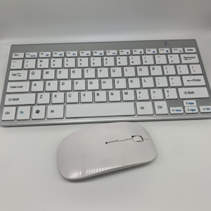 Best Seller Mini 2,4G Wireless Gaming Slim Computer Keyboard and Mouse Combo Set 78 Keys con OEM Logo en stock