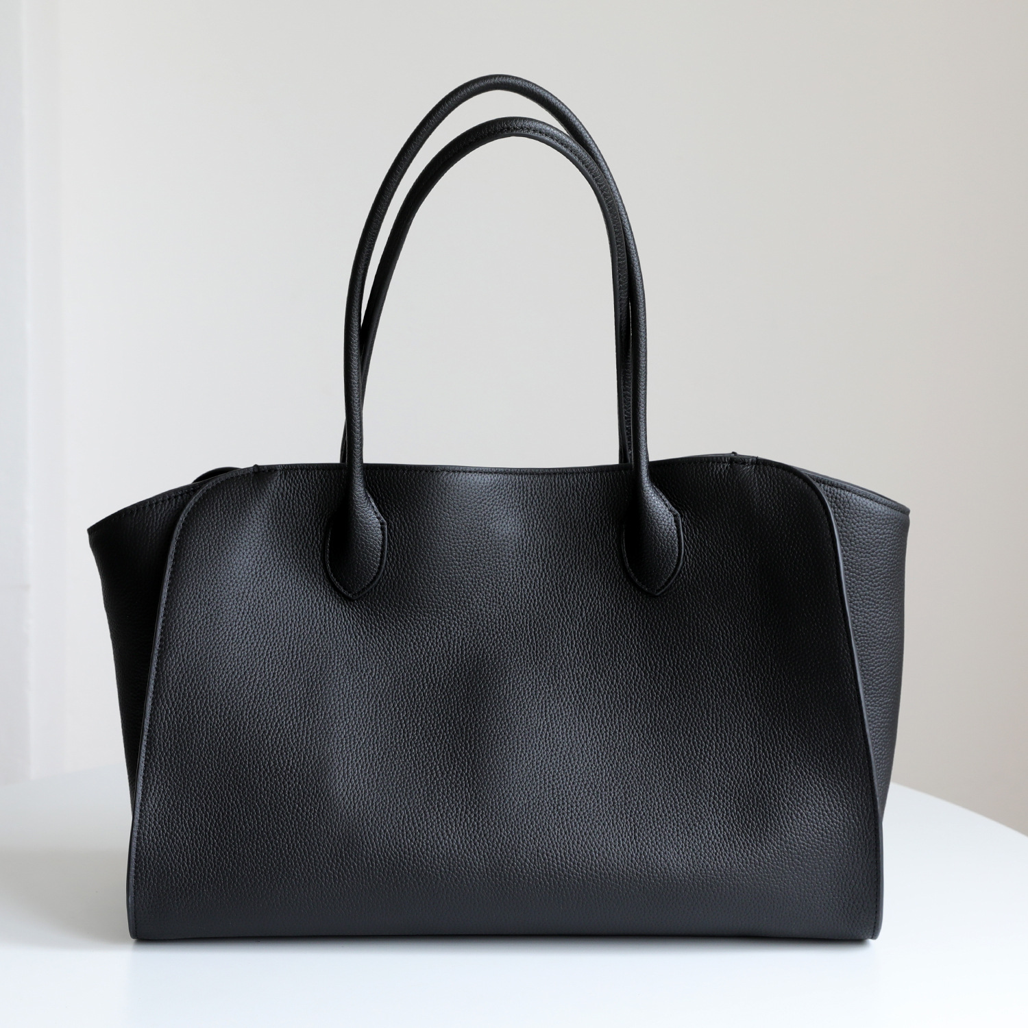 L-Black (lychee pattern)