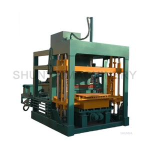QT4-20 macchina per la produzione di mattoni per la pavimentazione vuota in calcestruzzo per la produzione automatica di blocchi di linea - Product Image 1