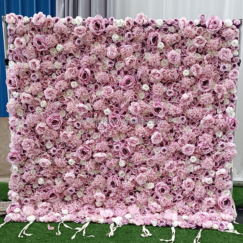 17# Mur de fleurs violettes