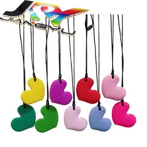 Jiangyu CTK106 coeur Silicone <span class=keywords><strong>Chewelry</strong></span> bijoux pendentif à mâcher pour sensoriel enfants fille maman infirmière anxiété soulagement du Stress - Product Image 1