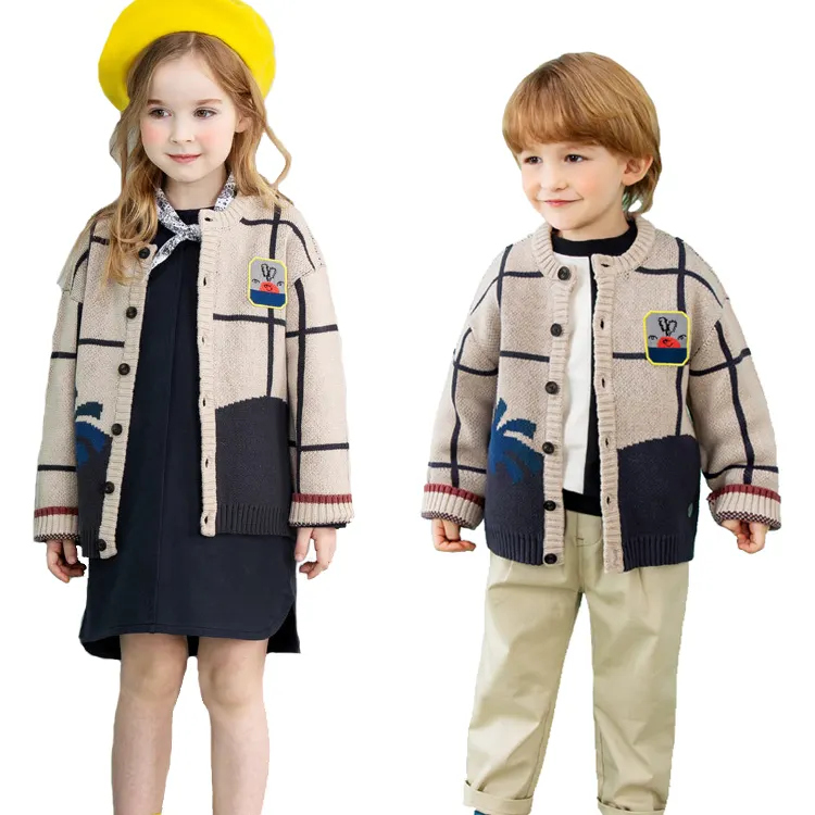 Última moda al por mayor ropa para niños escuela cardigan bebé niño niñas invierno algodón tejido a cuadros suéter de impresión