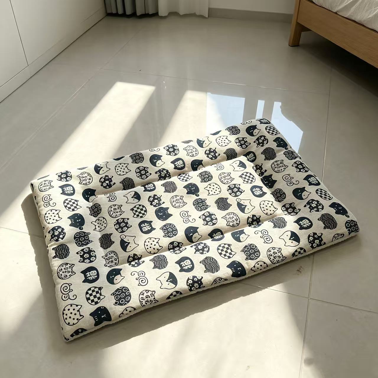 White lucky cat - thick cotton and linen cushion