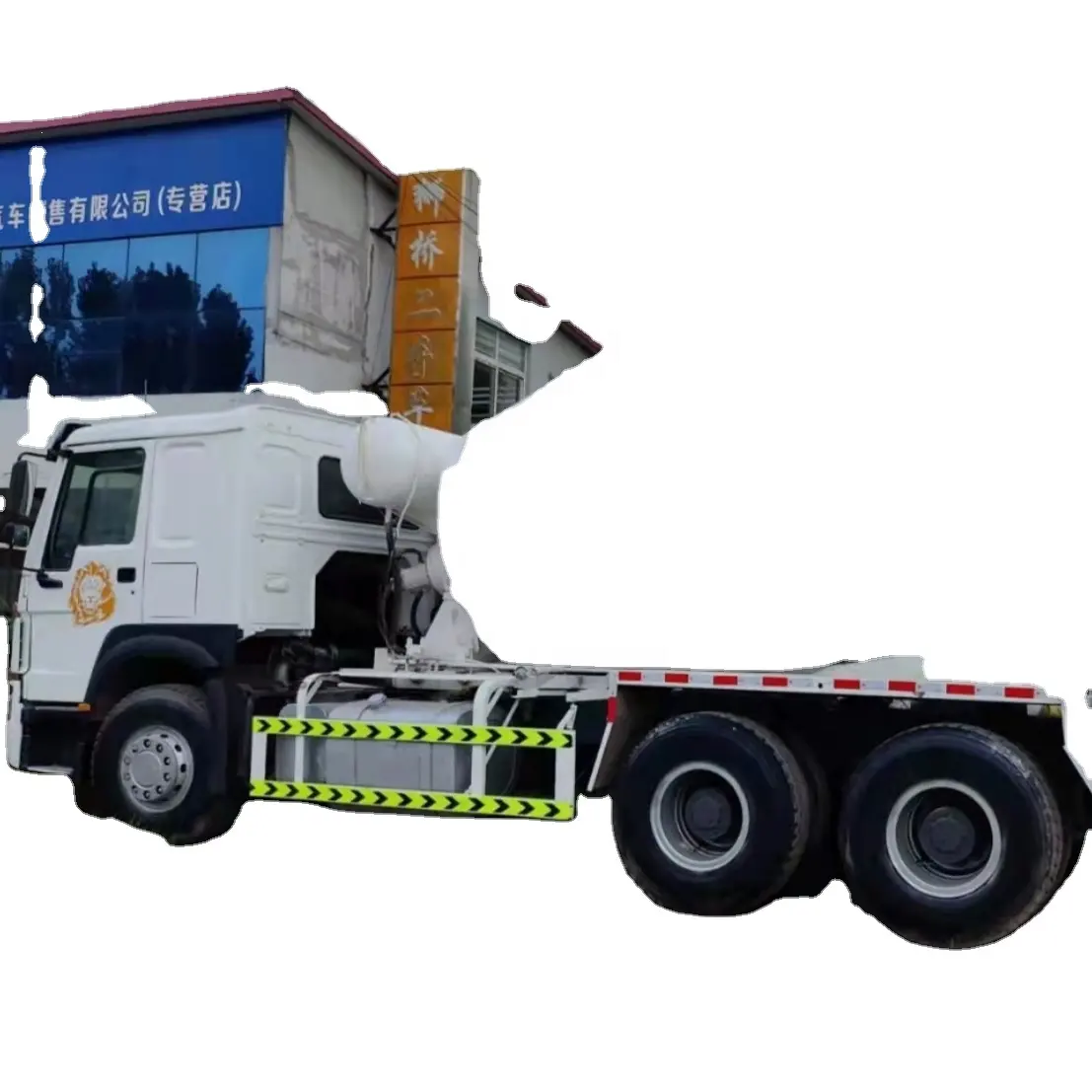 Howo 12 CBM cemento che versa camion betoniera piccolo In vendita a basso prezzo con alta qualità