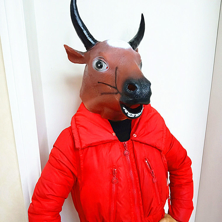 Maschera testa di toro marrone