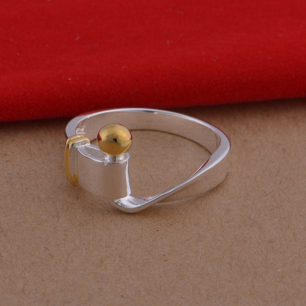 It is divided into a golden twisted ring
