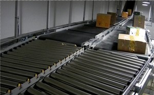 Cintas transportadoras de rodillos motorizadas de transporte automático industrial ODM Cadena de rodillos transportadores de carga de producción de línea de montaje de mesa - Product Image 5
