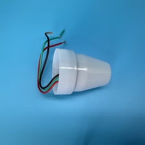 Controlador de interruptor de luz de lámpara de calle de Fotocélula de encendido y apagado automático sensible ajustable DC AC 240V 16A Sensor de fotointerruptor - Product Image 5
