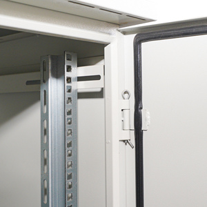 Wholesales 600mm*600mm*18U Server Enclosures <strong>Computer</strong> PDU Power <strong>Distribution</strong> Unit Outdoor Network Rack Data Cabinet