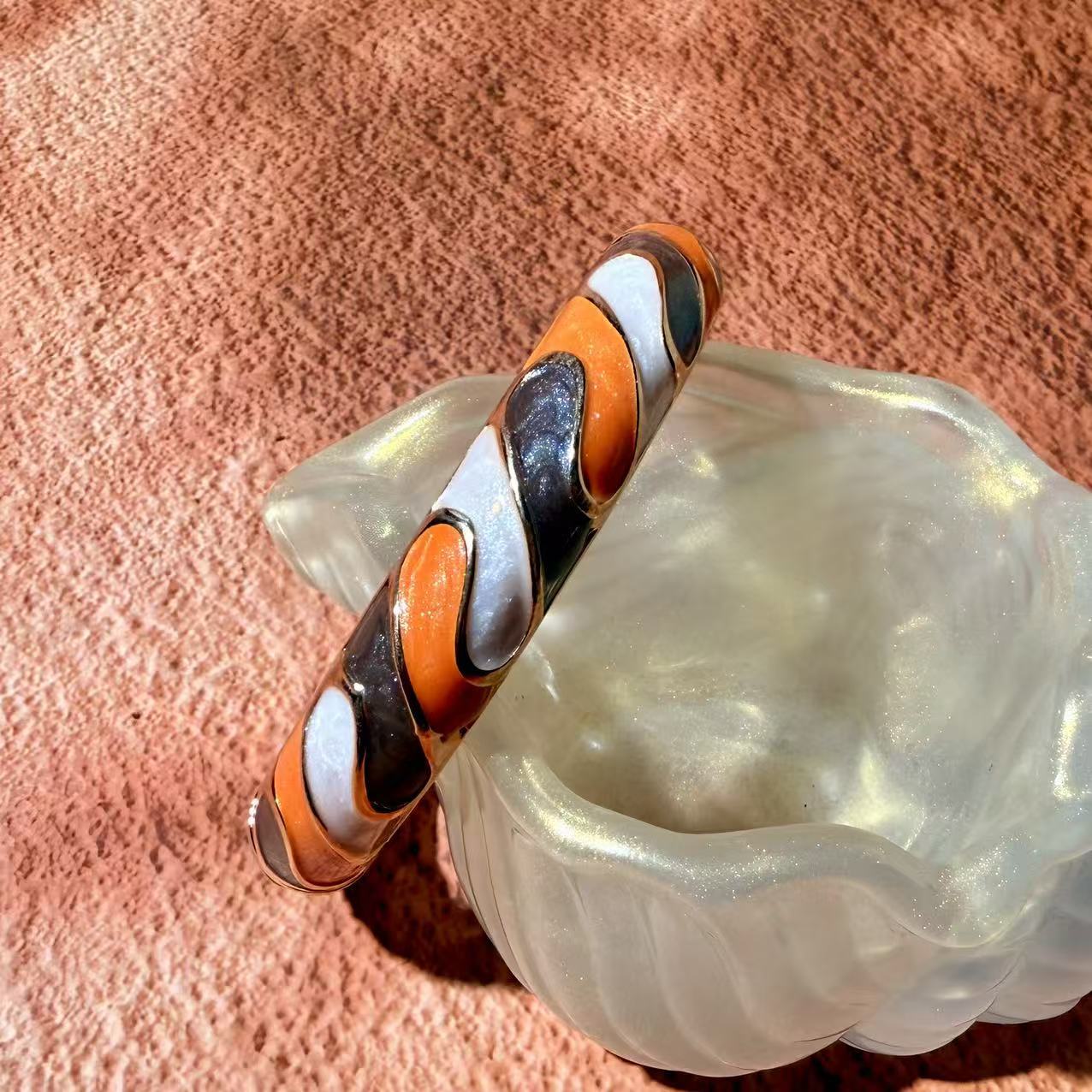 11# orange + marron + blanc