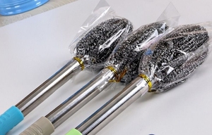 Uzun sap paslanmaz çelik tencere fırça çelik topu fırça uzun çubuk mutfak pot yıkama yemekleri zarar vermez eller cüruf düşürmeyin - Product Image 5