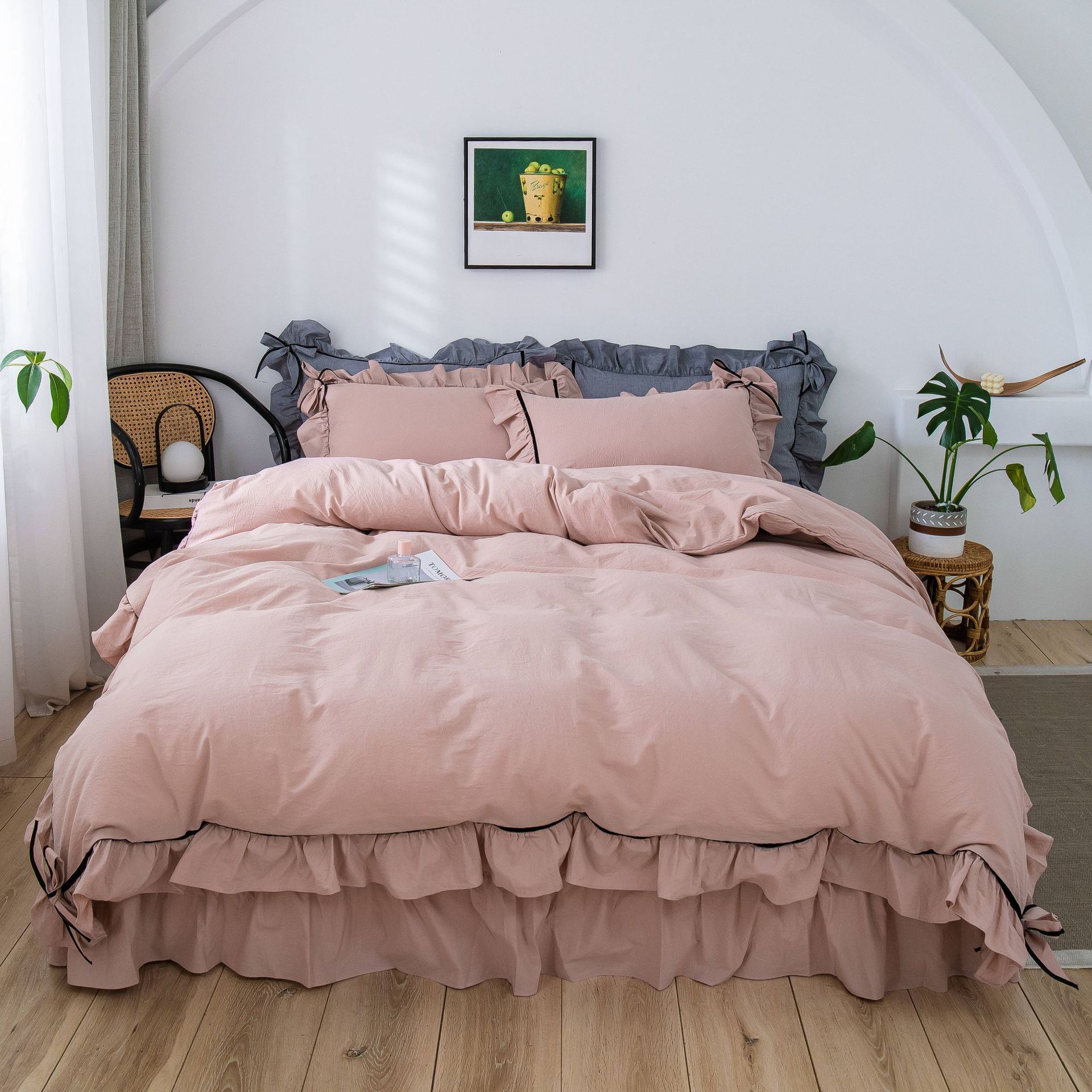 Pale mauve
